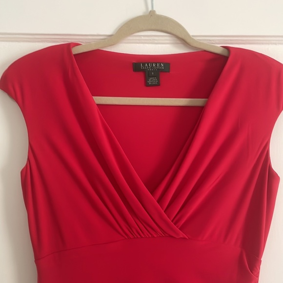 Dress - Picture 2 of 3